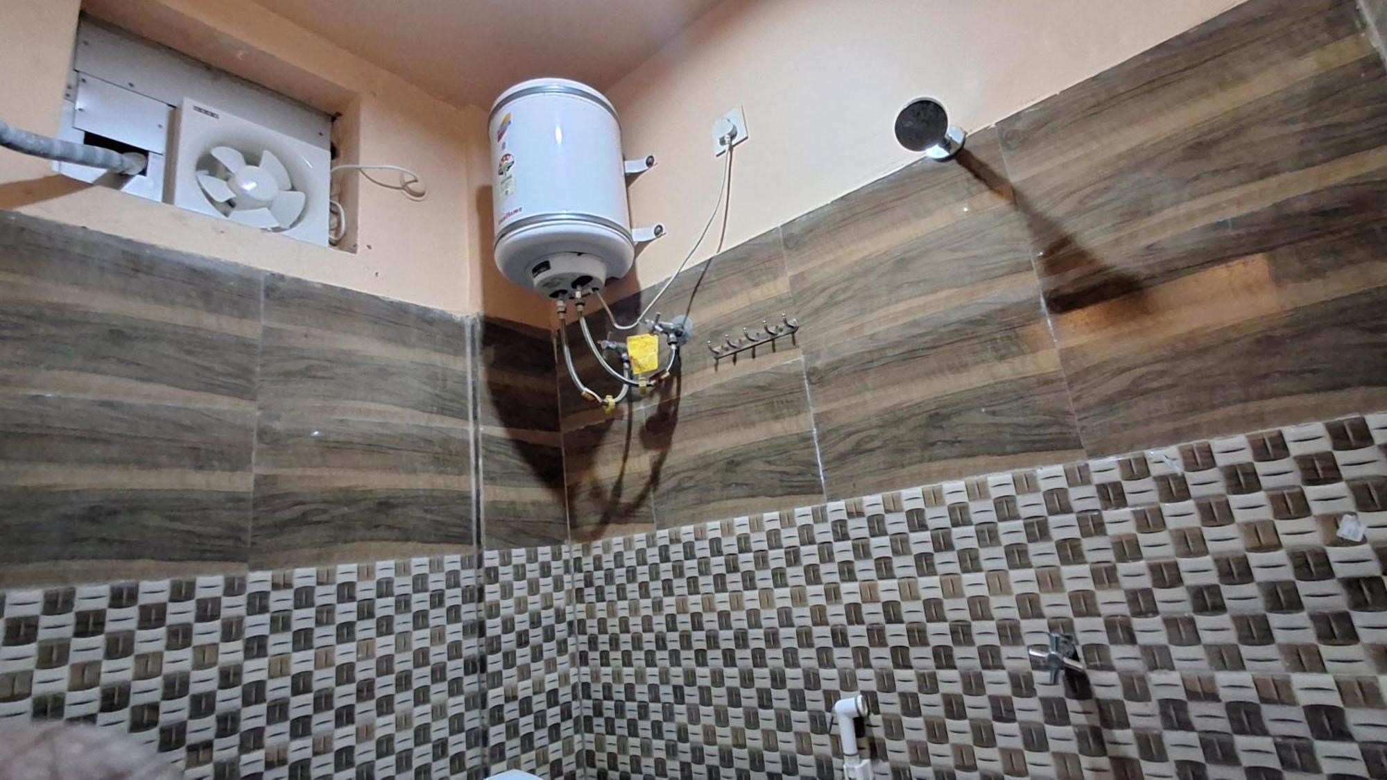 Shree Balaji Paying Guest House Варанаси Экстерьер фото